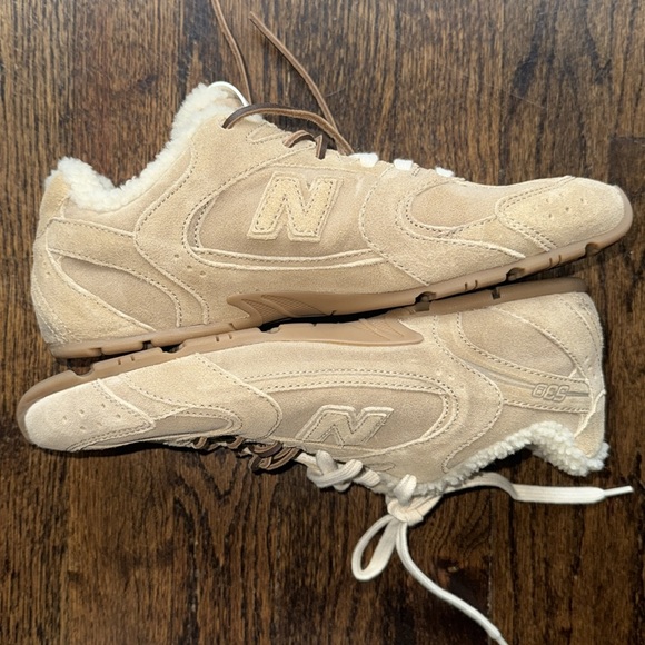 ew Balance x Miu Miu 530 SL Suede Sneakers size 39.5 - Picture 9 of 16